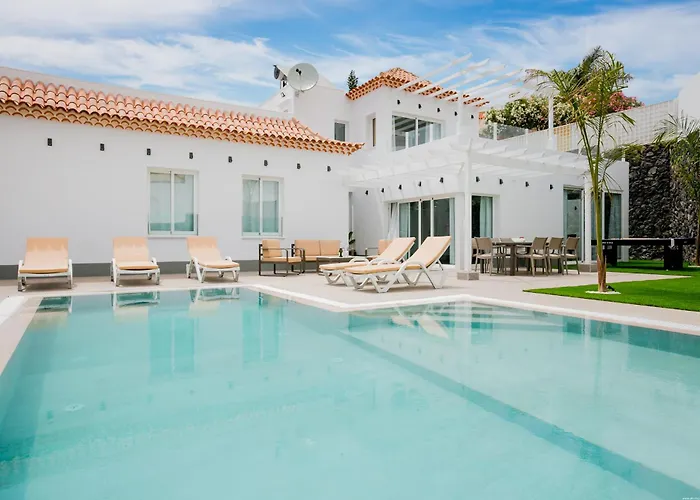 Elite: Your Private Haven Of Prestige * Costa Adeje (Tenerife)