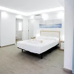 Elite: Your Private Haven Of Prestige 度假居 阿德耶