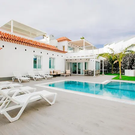 Elite: Your Private Haven Of Prestige Semesterbostad Costa Adeje (Tenerife)