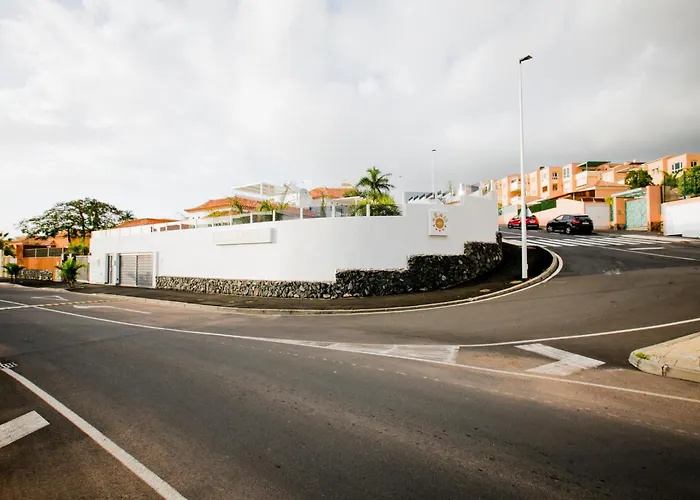 Semesterbostad Elite: Your Private Haven Of Prestige Costa Adeje (Tenerife)